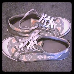 Coach sneakers-Size 8